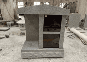 Columbarium / niche